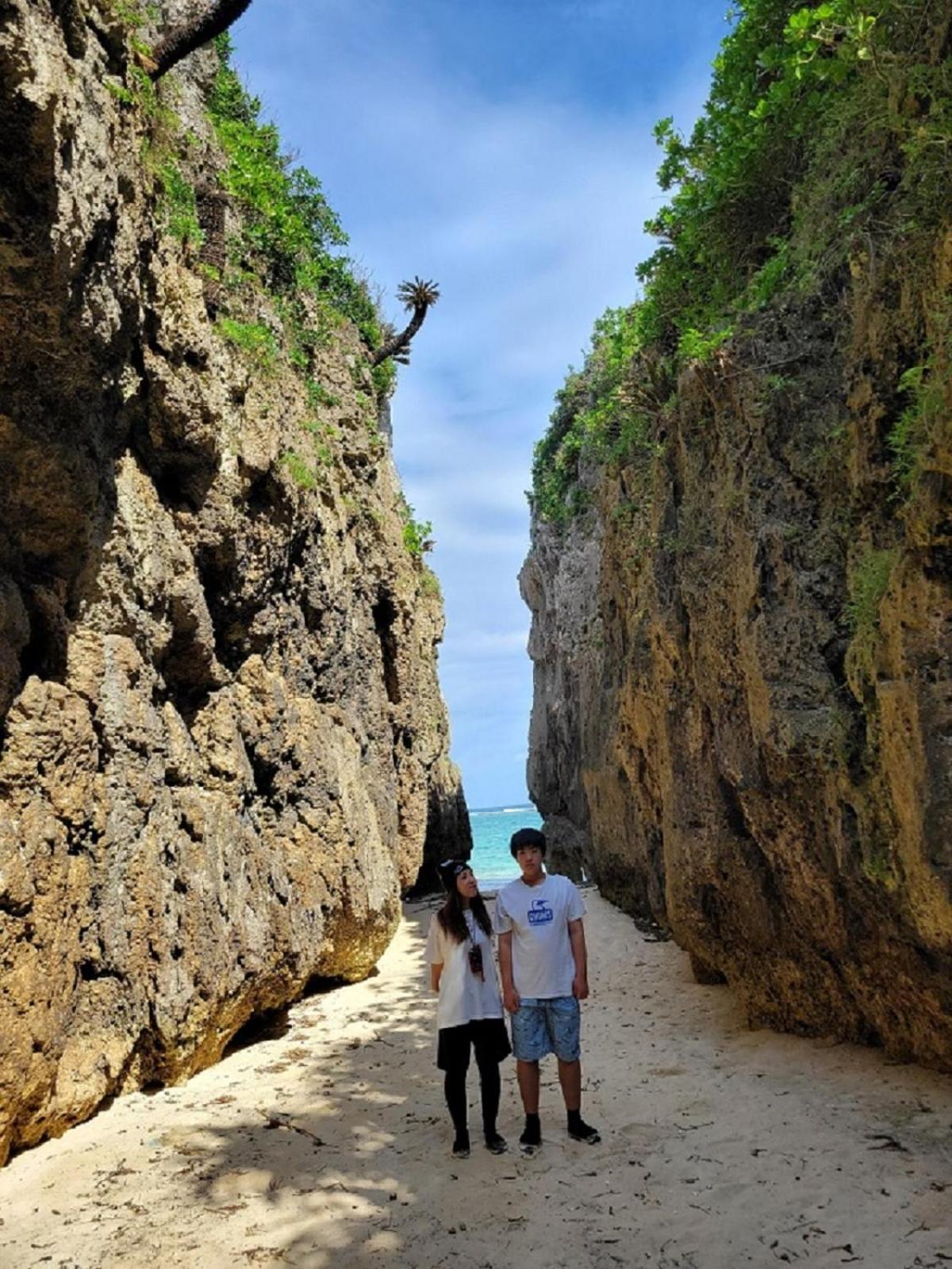 ゲストハウス備瀬の海 Buitenkant foto